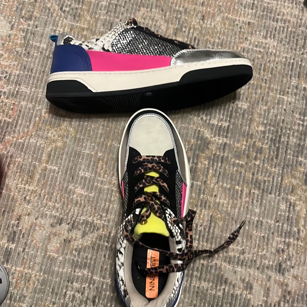 Nine West fashion tennis shoes